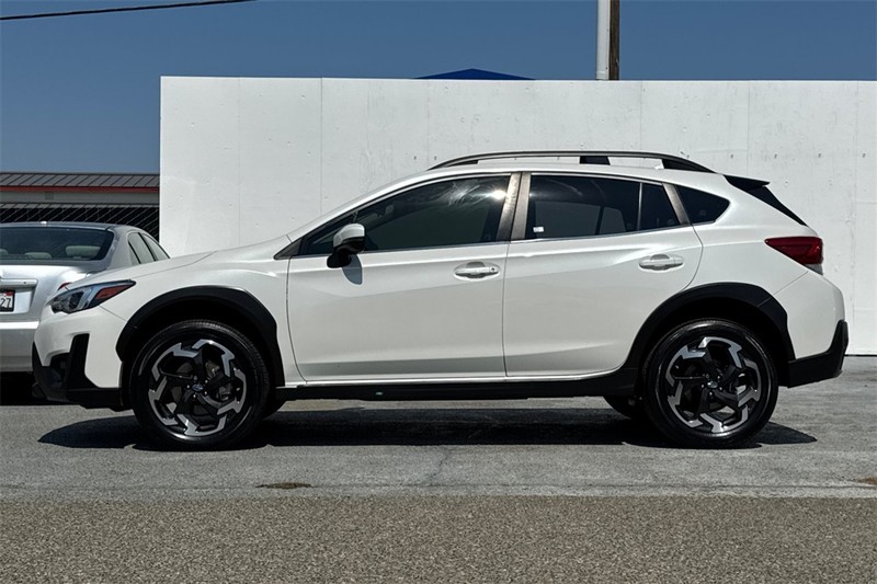 Subaru Crosstrek Vehicle Full-screen Gallery Image 07