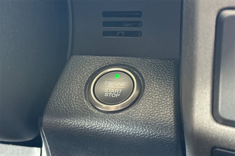 Ford F-150 Vehicle Full-screen Gallery Image 22