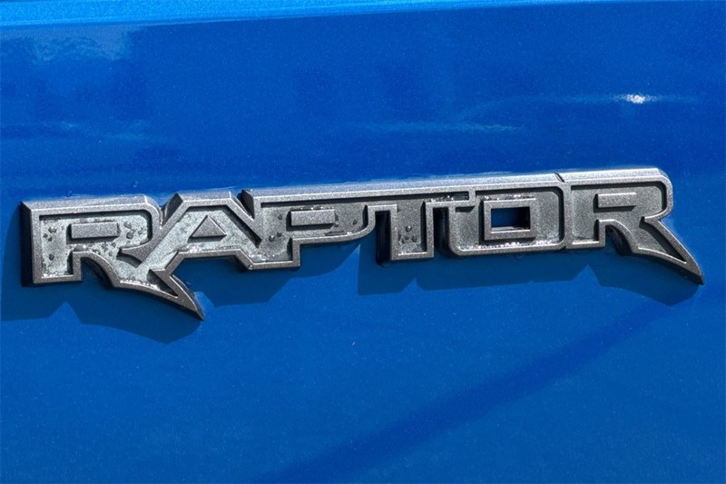 Ford F-150 Vehicle Full-screen Gallery Image 27