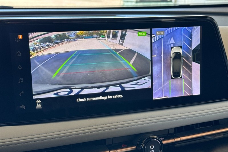 Nissan ARIYA Vehicle Full-screen Gallery Image 19