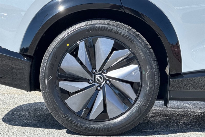 Nissan ARIYA Vehicle Full-screen Gallery Image 26