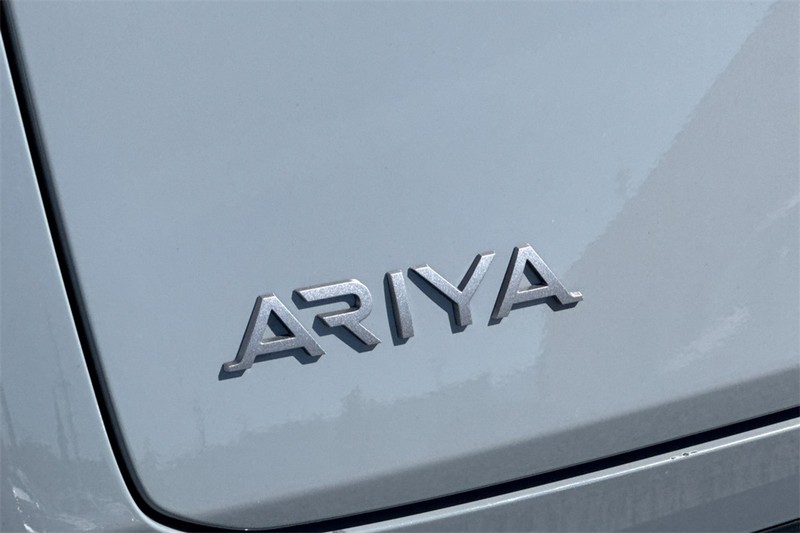 Nissan ARIYA Vehicle Full-screen Gallery Image 27