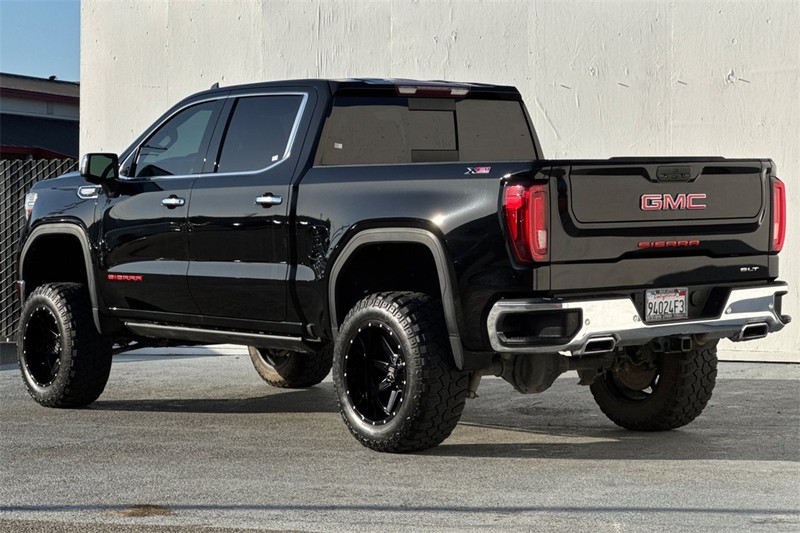 GMC Sierra 1500 Vehicle Full-screen Gallery Image 06