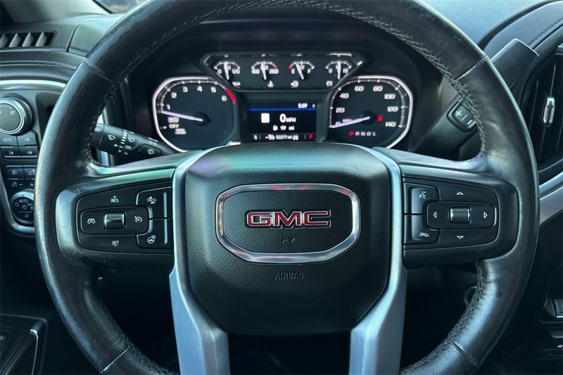 GMC Sierra 1500 Vehicle Full-screen Gallery Image 22