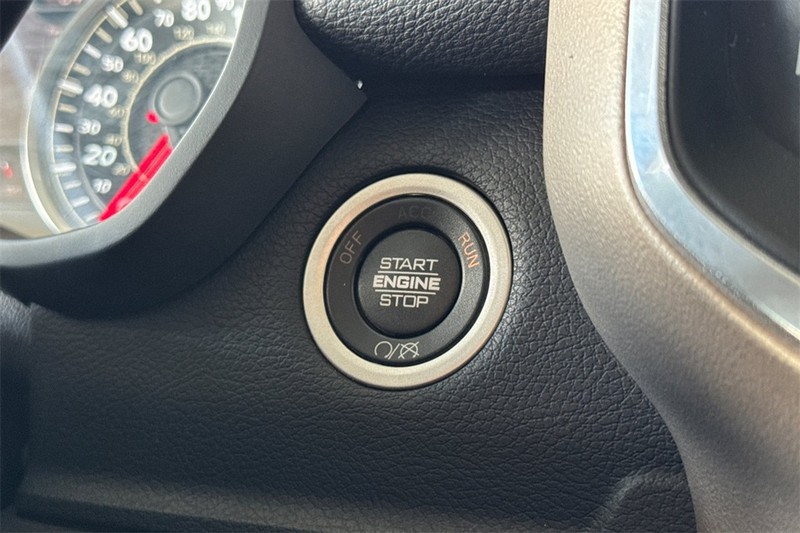 Ram 3500 Vehicle Full-screen Gallery Image 22