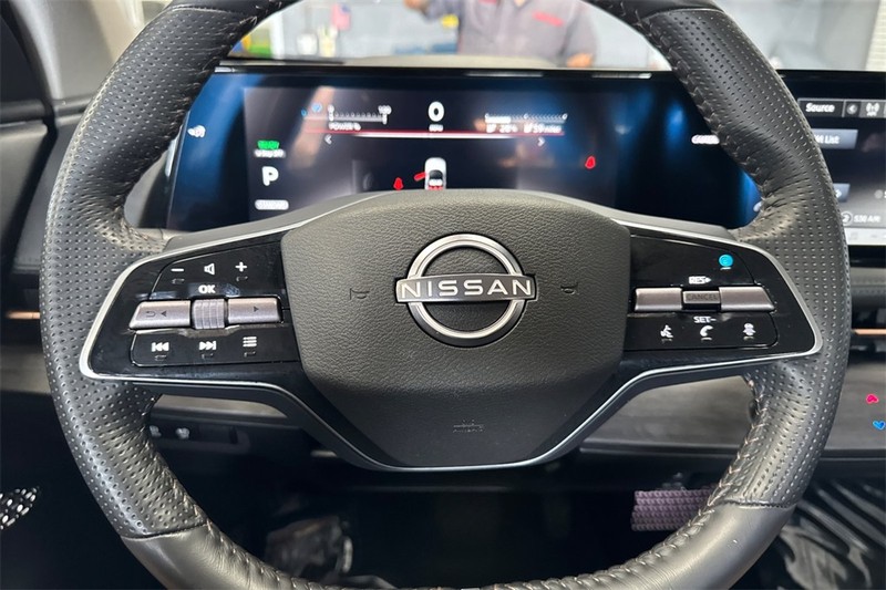 Nissan ARIYA Vehicle Full-screen Gallery Image 23