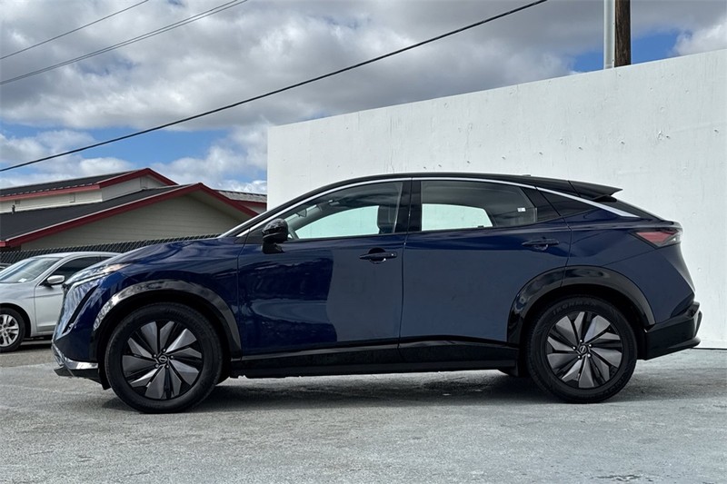 Nissan Ariya Vehicle Full-screen Gallery Image 07