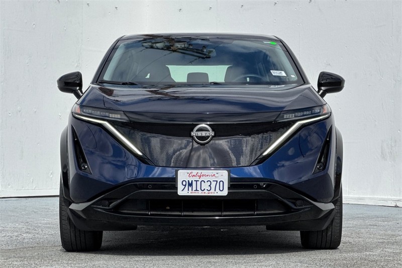 Nissan Ariya Vehicle Full-screen Gallery Image 09