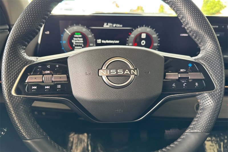 Nissan Ariya Vehicle Full-screen Gallery Image 23