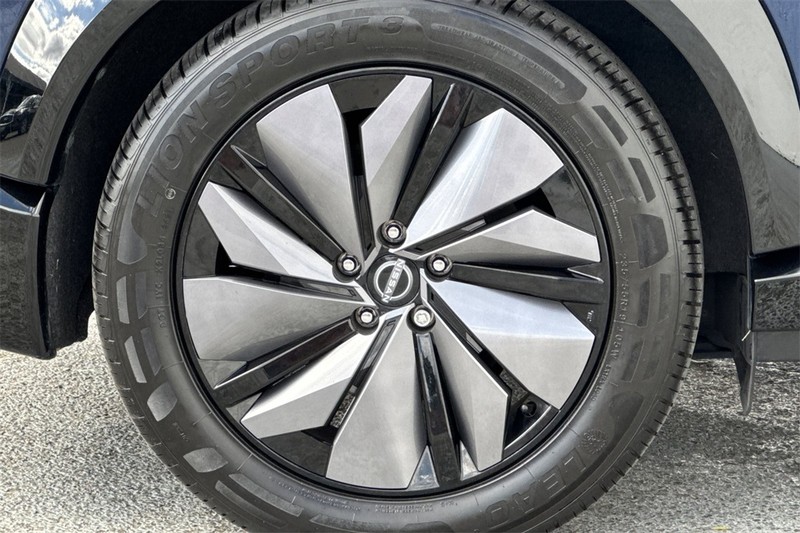 Nissan Ariya Vehicle Full-screen Gallery Image 26