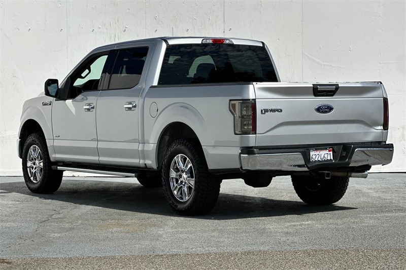 Ford F-150 Vehicle Full-screen Gallery Image 06