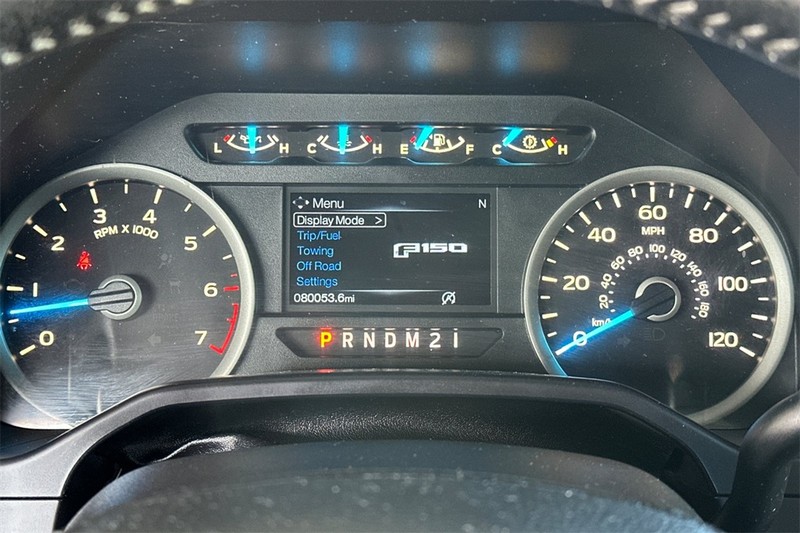 Ford F-150 Vehicle Full-screen Gallery Image 22