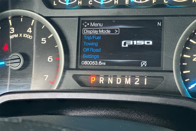 Ford F-150 Vehicle Full-screen Gallery Image 23