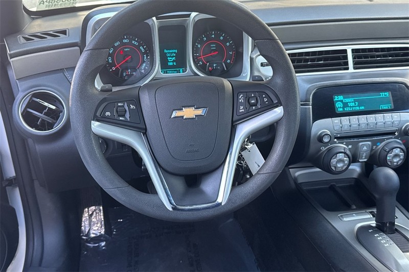 Chevrolet Camaro Vehicle Full-screen Gallery Image 14