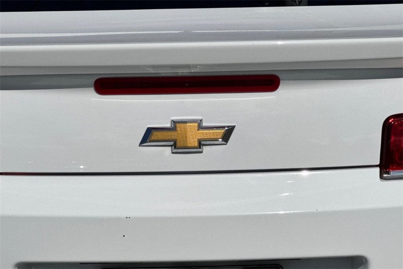 Chevrolet Camaro Vehicle Full-screen Gallery Image 24