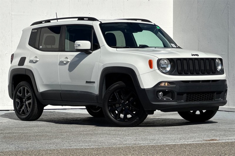 Jeep Renegade Vehicle Full-screen Gallery Image 02