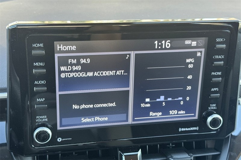 Toyota Corolla Vehicle Full-screen Gallery Image 17