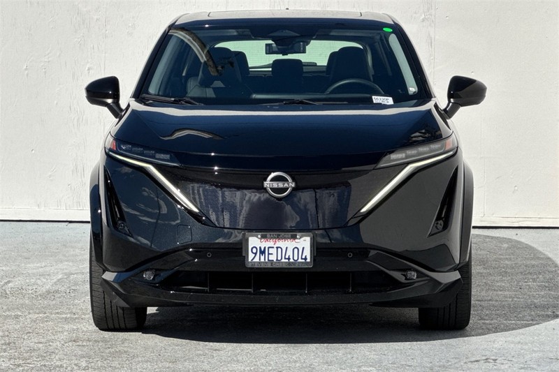 Nissan ARIYA Vehicle Full-screen Gallery Image 09