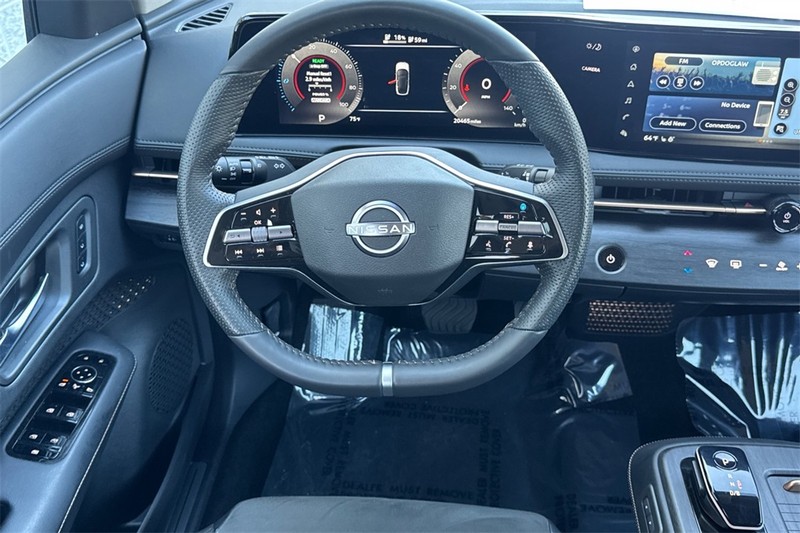 Nissan ARIYA Vehicle Full-screen Gallery Image 14