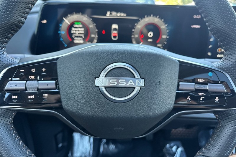 Nissan ARIYA Vehicle Full-screen Gallery Image 24