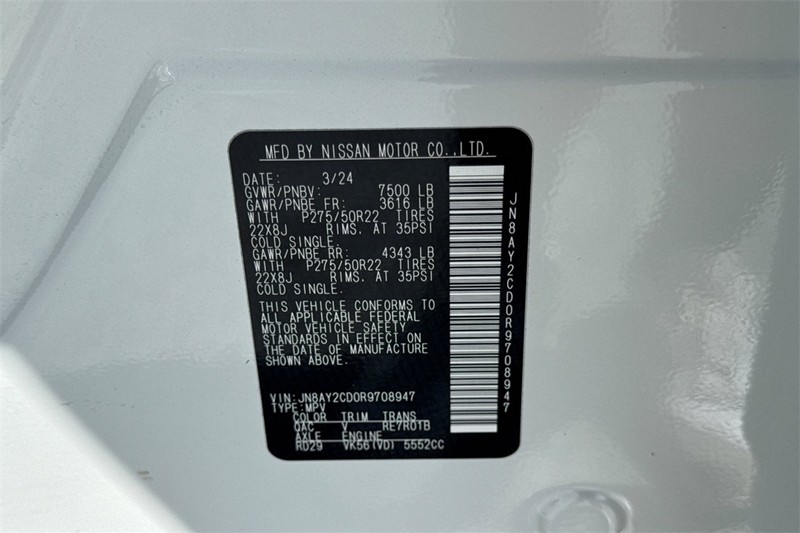 Nissan Armada Vehicle Full-screen Gallery Image 30