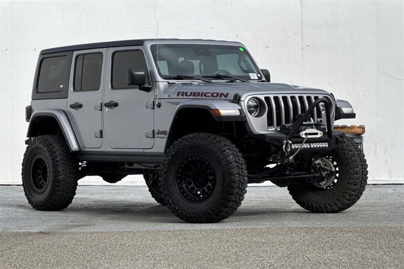 Jeep Wrangler Vehicle Full-screen Gallery Image 02