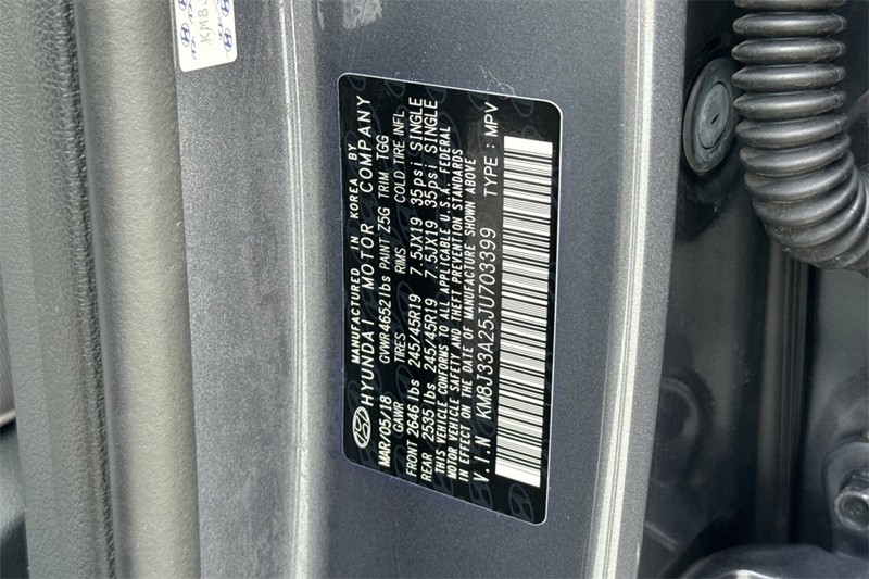 Hyundai Tucson Vehicle Full-screen Gallery Image 27