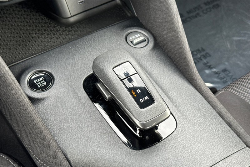 Nissan Z Vehicle Full-screen Gallery Image 18