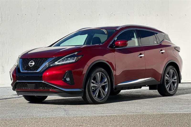 Nissan Murano Vehicle Full-screen Gallery Image 08