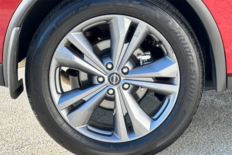 Nissan Murano Vehicle Full-screen Gallery Image 26