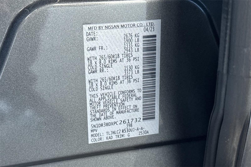 Nissan Pathfinder Vehicle Full-screen Gallery Image 27