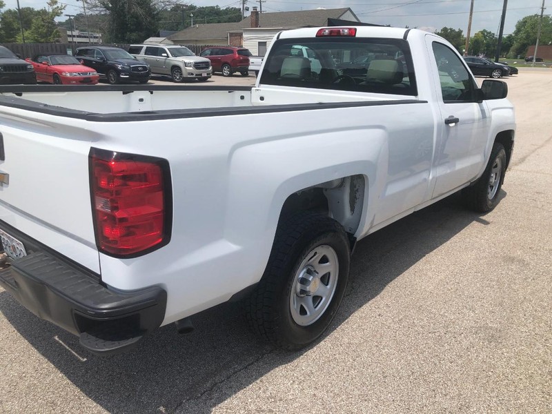 Chevrolet Silverado 1500 Vehicle Full-screen Gallery Image 5