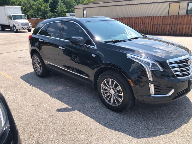 Cadillac XT5 Vehicle Full-screen Gallery Image 6