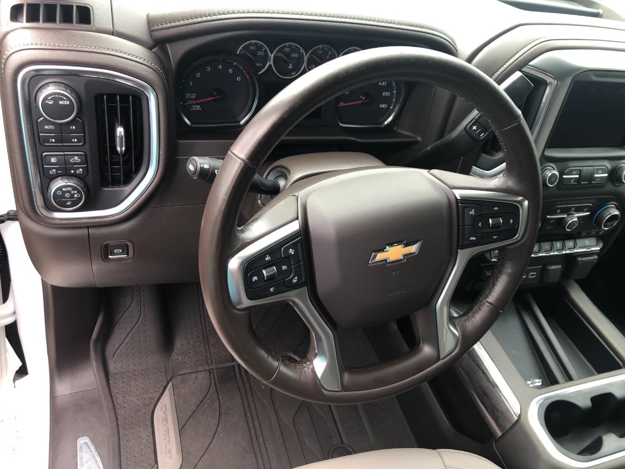 Chevrolet Silverado 1500 Vehicle Full-screen Gallery Image 7