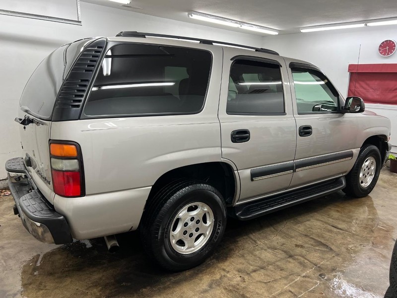 Chevrolet Tahoe Vehicle Full-screen Gallery Image 3