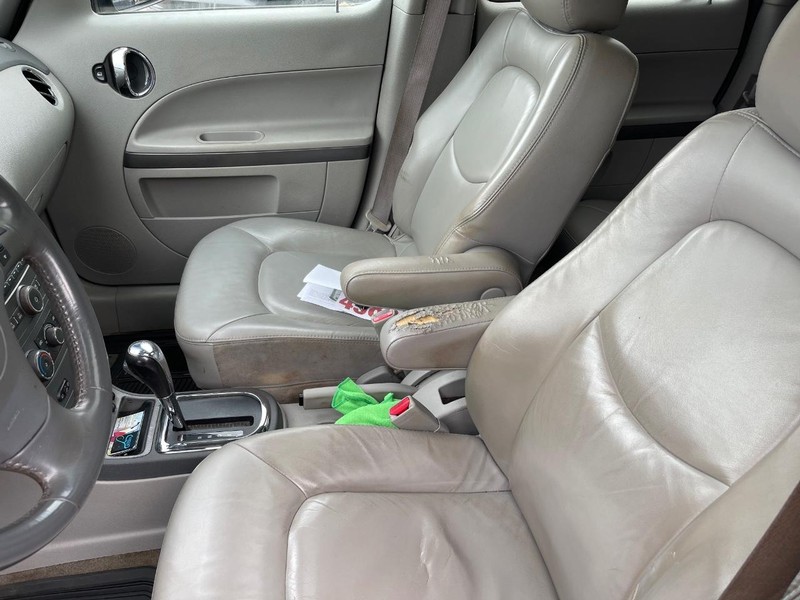 Chevrolet HHR Vehicle Full-screen Gallery Image 8