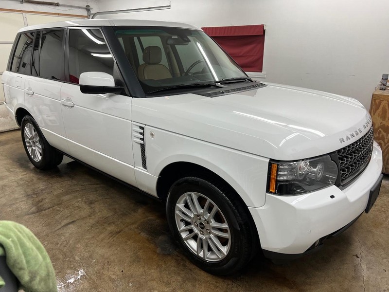 Land Rover Range Rover Vehicle Full-screen Gallery Image 2