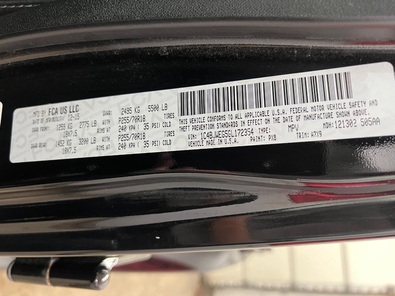 Jeep Wrangler Unlimited Vehicle Full-screen Gallery Image 8