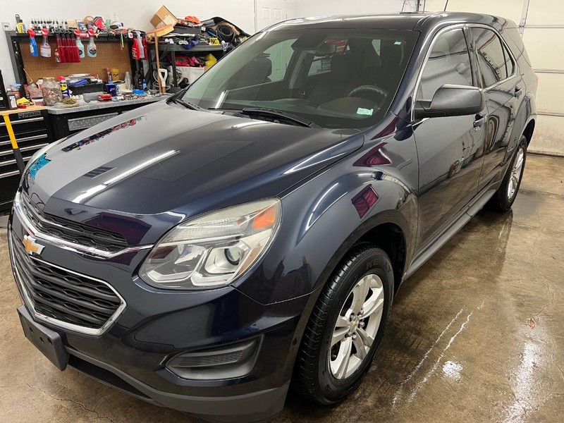 Chevrolet Equinox Vehicle Full-screen Gallery Image 2