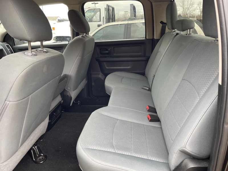 Ram 3500 Chassis Cab Vehicle Full-screen Gallery Image 12