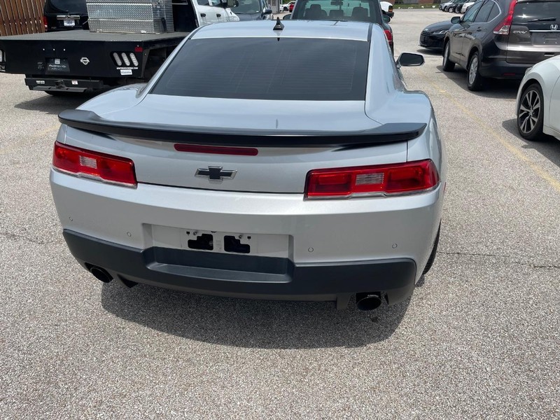 Chevrolet Camaro Vehicle Full-screen Gallery Image 12