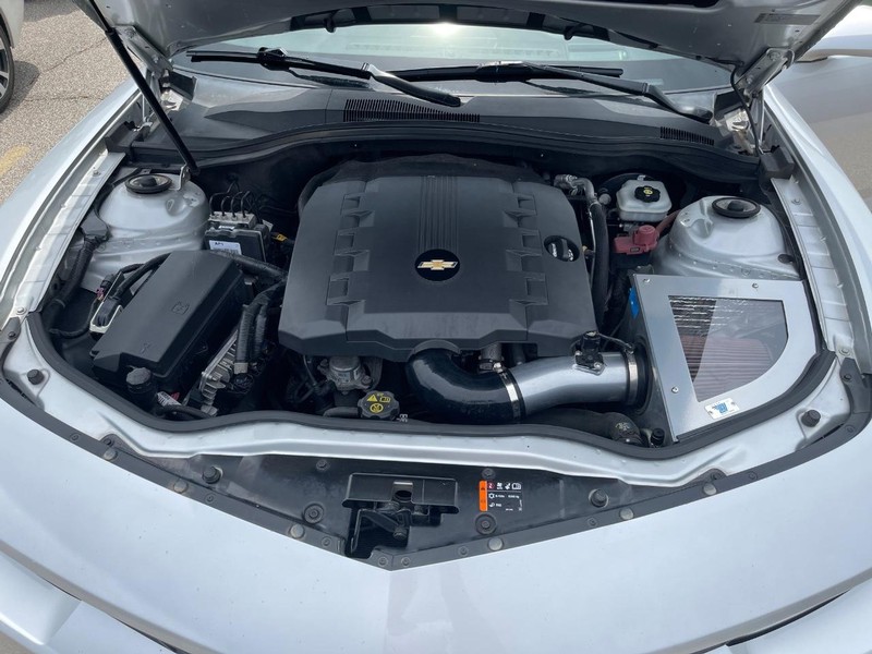 Chevrolet Camaro Vehicle Full-screen Gallery Image 15