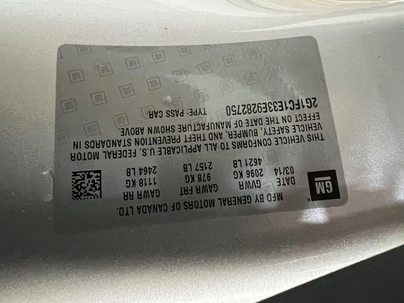 Chevrolet Camaro Vehicle Full-screen Gallery Image 17