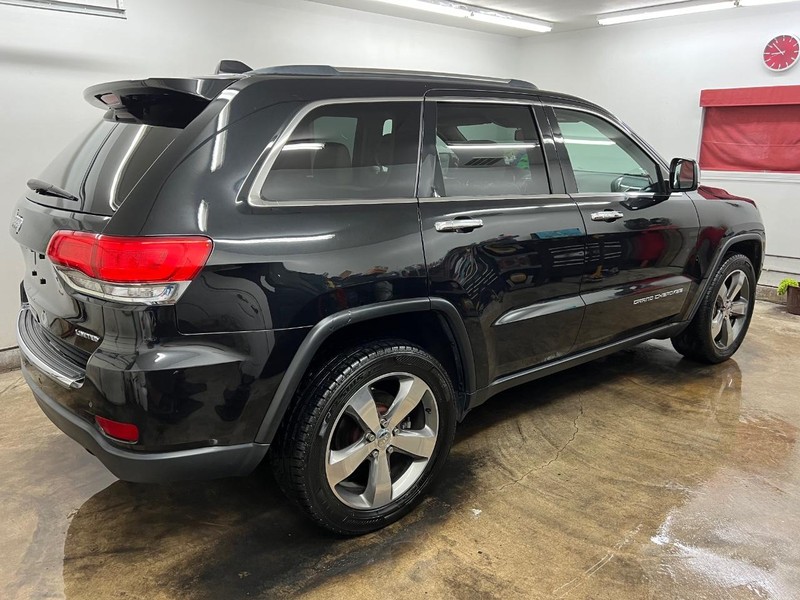 Jeep Grand Cherokee Vehicle Full-screen Gallery Image 3