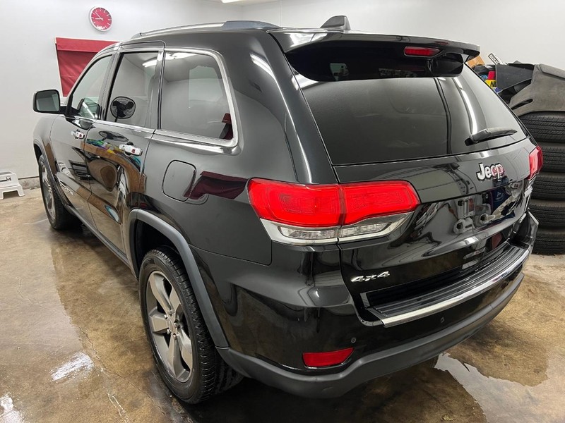 Jeep Grand Cherokee Vehicle Full-screen Gallery Image 4