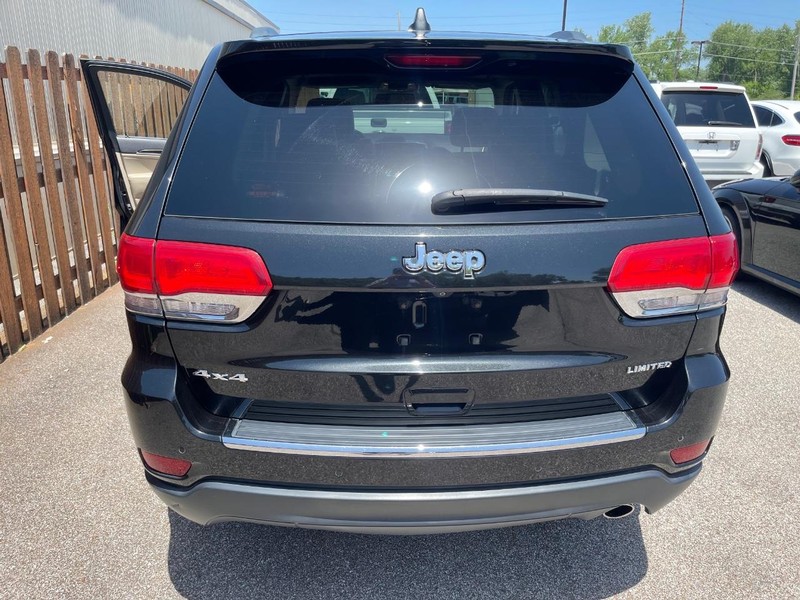 Jeep Grand Cherokee Vehicle Full-screen Gallery Image 14