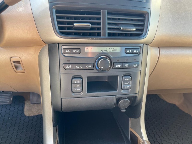 Honda Pilot Vehicle Full-screen Gallery Image 10