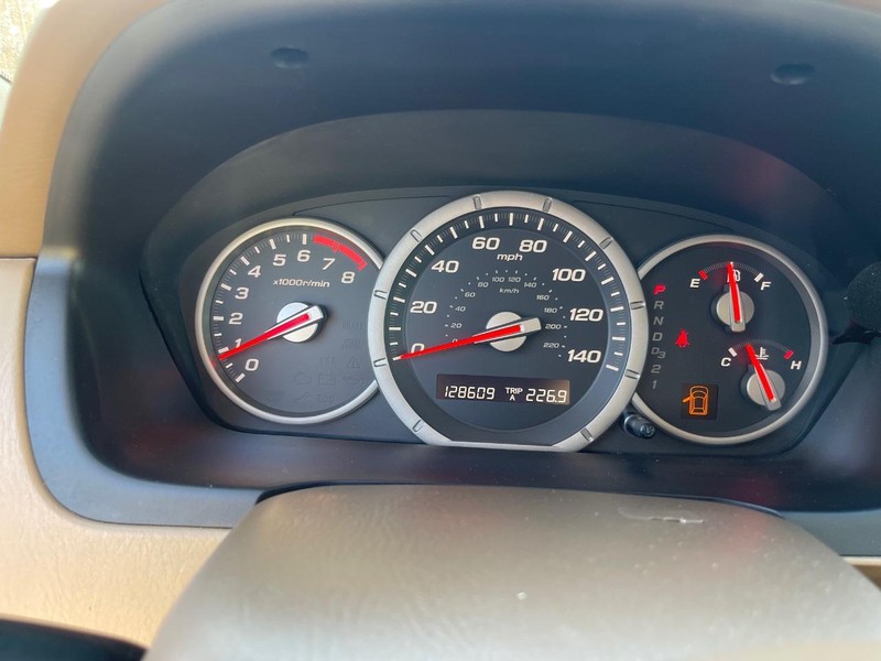 Honda Pilot Vehicle Full-screen Gallery Image 11