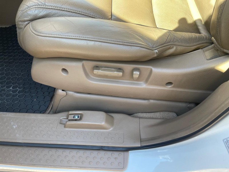 Honda Pilot Vehicle Full-screen Gallery Image 12