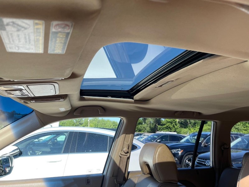 Honda Pilot Vehicle Full-screen Gallery Image 13